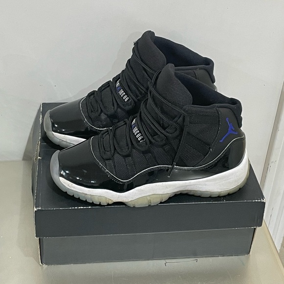Jordan 11 retro space jam (GS)
